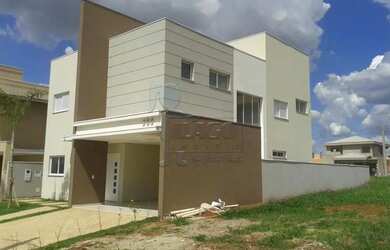 Imagem: A casa em condomínio possui 4 Dormitórios, 5 Banheiros, 4