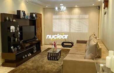 Imagem: O depósito possui 2 Vagas na garagem, 150m² de Área e está