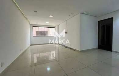 Imagem: O apartamento possui 3 Dormitórios, 3 Banheiros, 2 Vagas na