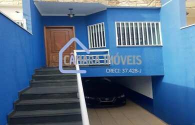 Imagem: A casa possui 3 Dormitórios, 1 Banheiro, 3 Vagas na garagem