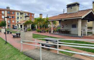 Imagem: O apartamento possui 3 Dormitórios, 1 Banheiro, 1 Vaga na garagem