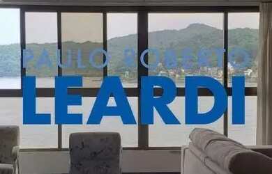 Imagem: O apartamento possui 3 Dormitórios, 5 Banheiros, 2 Vagas na