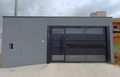 Imagem: A casa possui 2 Dormitórios, 1 Banheiro, 2 Vagas na garagem