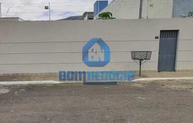 Imagem: O terreno possui 450m² de Área e está localizado em Centro