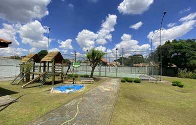 Imagem: O terreno possui 225m² de Área e está localizado em Pedro