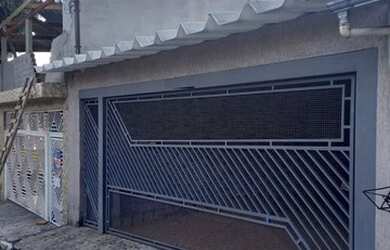 Imagem: A casa possui 2 Dormitórios, 1 Banheiro, 200m² de Área e