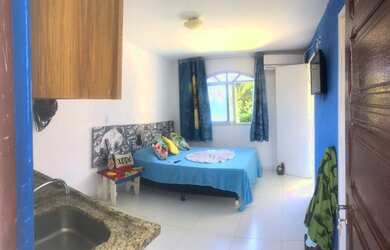 Imagem: A kitnet possui 1 Dormitório, 1 Banheiro, 1 Vaga na garagem