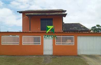 Imagem: A casa em condomínio possui 3 Dormitórios, 2 Banheiros, 5