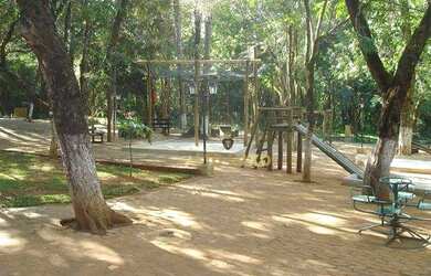 Imagem: A casa em condomínio possui 3 Dormitórios, 5 Banheiros, 4