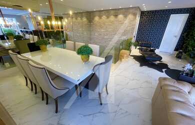 Imagem: O apartamento possui 3 Dormitórios, 3 Banheiros, 5 Vagas na