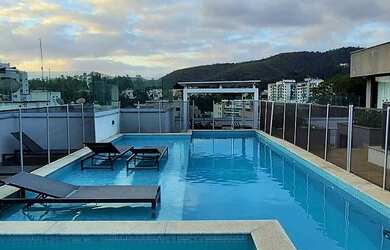 Imagem: O apartamento possui 3 Dormitórios, 3 Banheiros, 2 Vagas na