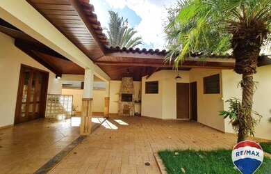 Imagem: A casa em condomínio possui 3 Dormitórios, 5 Banheiros, 4