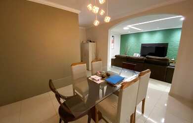 Imagem: A casa em condomínio possui 3 Dormitórios, 4 Banheiros, 5