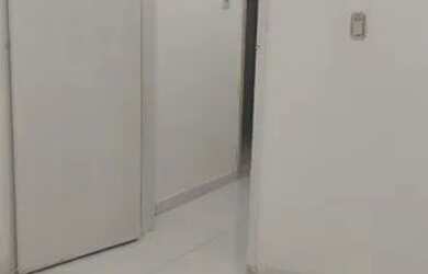 Imagem: A kitnet possui 1 Dormitório, 1 Banheiro e está localizado