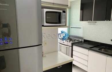 Imagem: O apartamento possui 2 Dormitórios, 2 Banheiros, 1 Vaga na