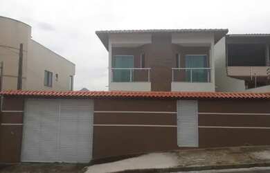 Imagem: A casa possui 3 Dormitórios, 3 Banheiros, 3 Vagas na garagem