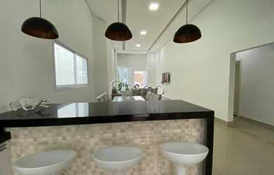 Imagem 9: Venda Casa com 230,00 metroQuadrado, 3 dormitório s , 2 vaga s . Swiss...