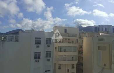 Imagem: O apartamento possui 1 Dormitório, 1 Banheiro e 51m² de Área