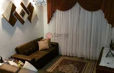 Imagem: A casa possui 3 Dormitórios, 3 Banheiros, 2 Vagas na garagem