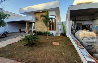 Imagem: A casa em condomínio possui 3 Dormitórios, 4 Banheiros, 4