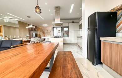 Imagem 12: Residencial Portal do Lago em Sumaré 338m², Sobrado 4 dormitórios quintal...