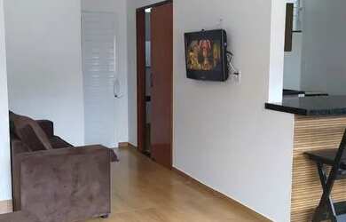 Imagem: A casa possui 2 Dormitórios e 1 Vaga na garagem e está localizado