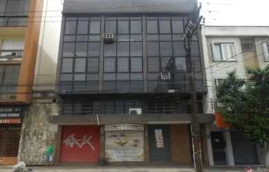 Imagem: O depósito à venda possui e está localizado em São João