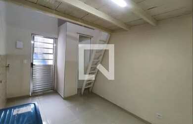 Imagem: A casa possui 1 Dormitório, 1 Banheiro, 21m² de Área, Imóvel