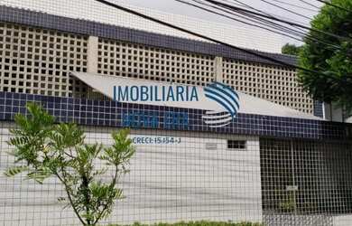 Imagem: A casa possui 5 Dormitórios, 5 Banheiros, 1 Vaga na garagem