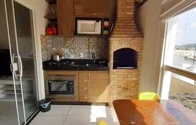 Imagem: A casa possui 2 Dormitórios e 1 Vaga na garagem e está localizado