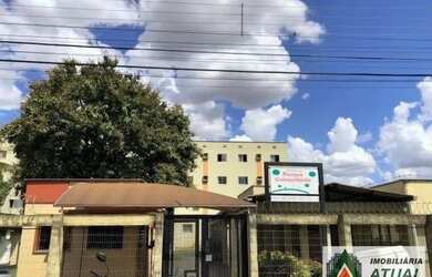 Imagem: O apartamento possui 1 Dormitório, 1 Banheiro, 1 Vaga na garagem