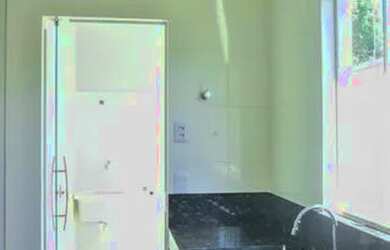 Imagem: A casa possui 2 Dormitórios, 1 Banheiro, 1 Vaga na garagem