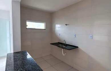 Imagem 6: Casa Nova 2/4 com Corredor Lateral Pronta para Morar no Mangabeira