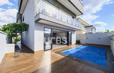 Imagem: A casa em condomínio possui 4 Dormitórios, 5 Banheiros, 4