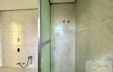 Imagem 12: Apartamento para Venda em Porto Alegre, Santana, 3 dormitórios, 1 suíte, 2 banheiros, 2 va