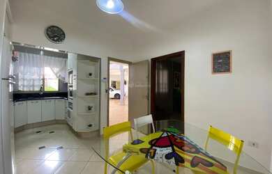 Imagem 7: SOBRADO COM PISCINA À VENDA NO JARDIM NOVA BARONEZA EM ARAPONGAS