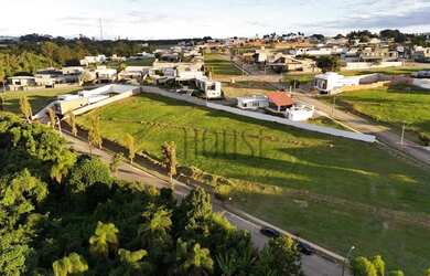 Imagem: O terreno possui 1.000m² de Área, Imóvel novo e está localizado