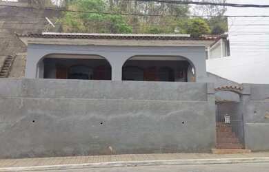 Imagem: A casa possui 2 Dormitórios, 1 Banheiro, 90m² de Área e