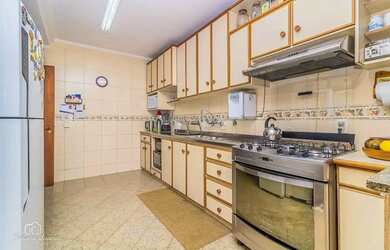 Imagem 10: Sobrado com 4 quartos e 4 vagas em Petrópolis