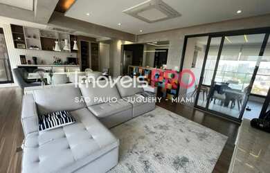 Imagem: O apartamento possui 3 Dormitórios, 4 Banheiros, 2 Vagas na