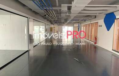 Imagem: O depósito possui 5 Vagas na garagem, 2378-0m² de Área e