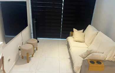 Imagem: O studio possui 1 Dormitório, 2 Banheiros, 1 Vaga na garagem