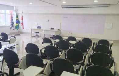 Imagem 11: Edifício Comercial reformado e pronto para mudança à venda