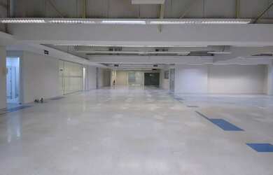 Imagem: O depósito possui 4816m² de Área e está localizado em Parque