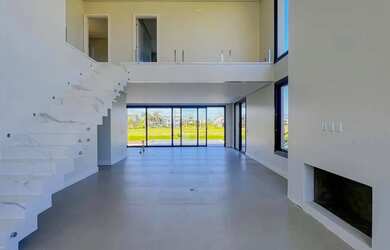 Imagem 6: Residência Exclusiva com Vista Privilegiada