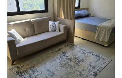 Imagem: O studio possui 1 Dormitório, 1 Banheiro, 1 Vaga na garagem