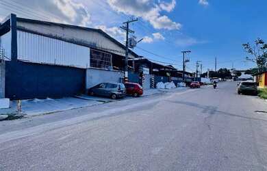Imagem 2: Galpão 700m2 no Coroado leia
