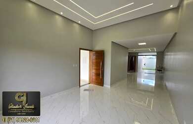 Imagem: A casa em condomínio possui 3 Dormitórios, 2 Banheiros, 1