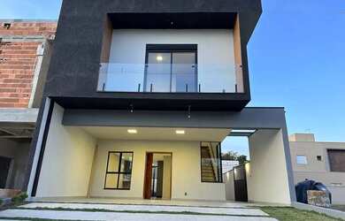 Imagem: A casa possui 4 Dormitórios, 3 Banheiros, 3 Vagas na garagem