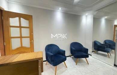 Imagem: O depósito possui 1 Vaga na garagem, 110m² de Área e está